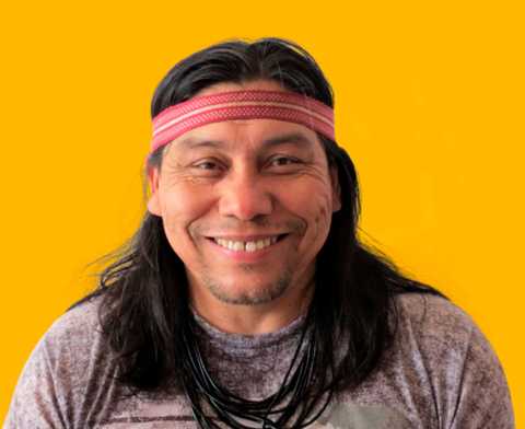 Clube Quindim - Banner contendo a Curadora Daniel Munduruku