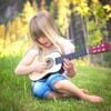 Música na infância: benefícios e dicas para estimular a criança