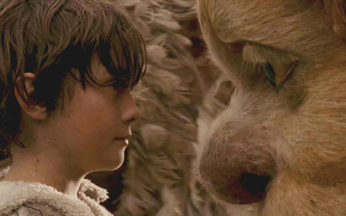 Filme nas férias: 7 adaptações da literatura infantil para o cinema 10 Filme nas ferias 7 adaptacoes da literatura infantil para o cinema capa. Imagem do filme Onde vivem os monstros