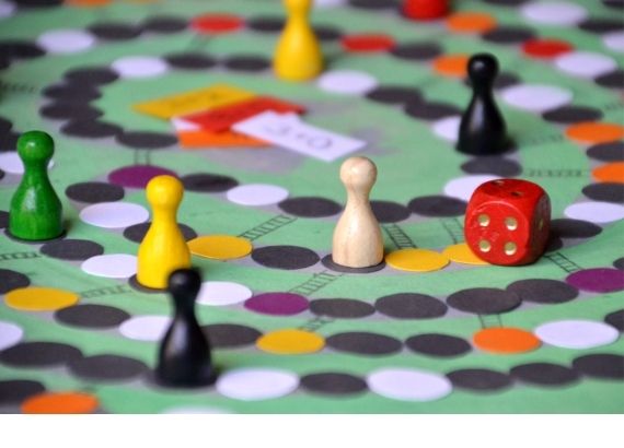 10 jogos para fazer em casa com crianças e adolescentes – Universo Educom