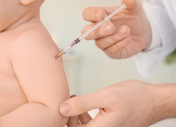 As vacinas do bebê de acordo com a idade