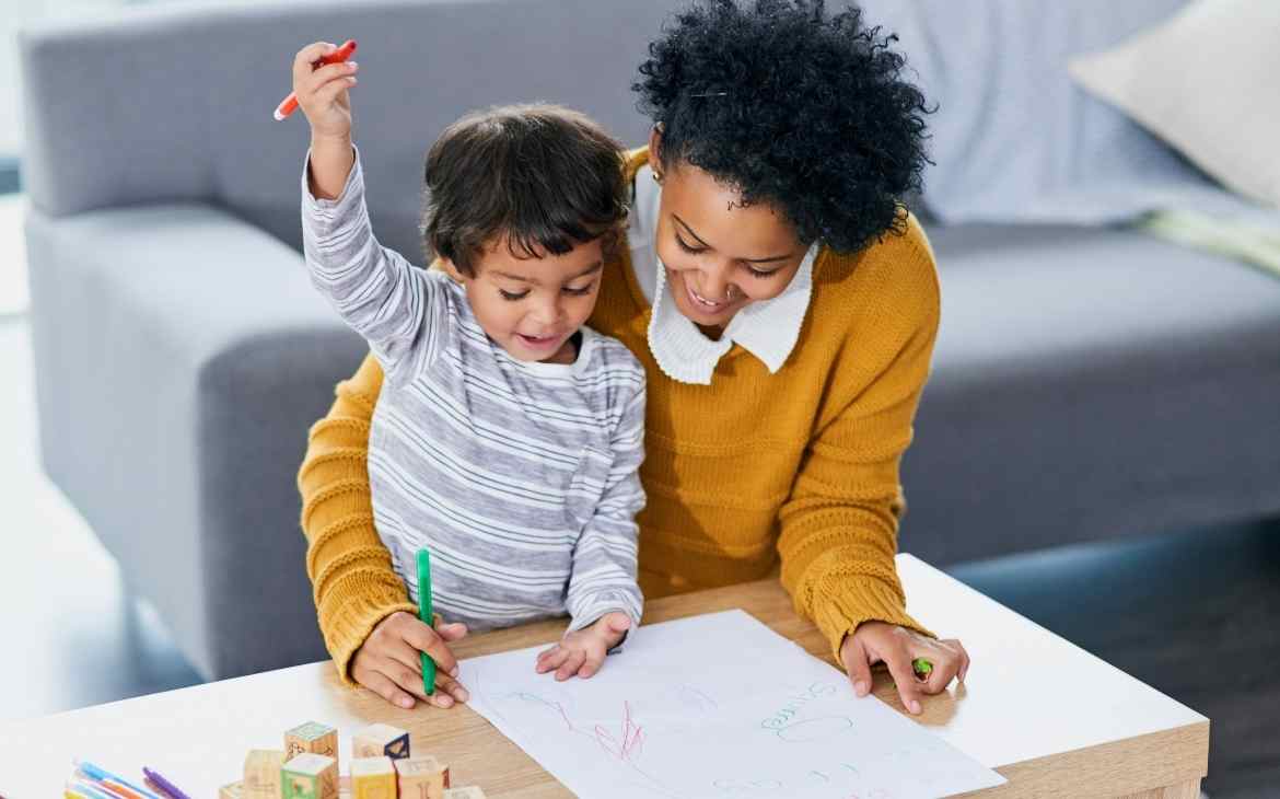 10 atividades para crianças de 4 anos aprender brincando!