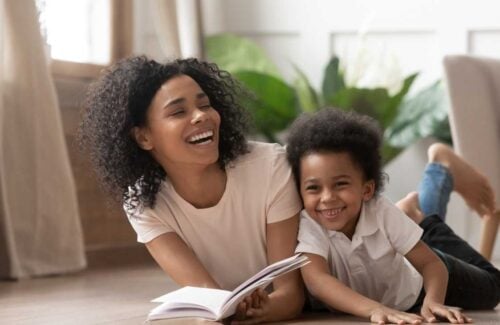 5 dicas de ouro para incentivar o hábito da leitura entre crianças e jovens capa