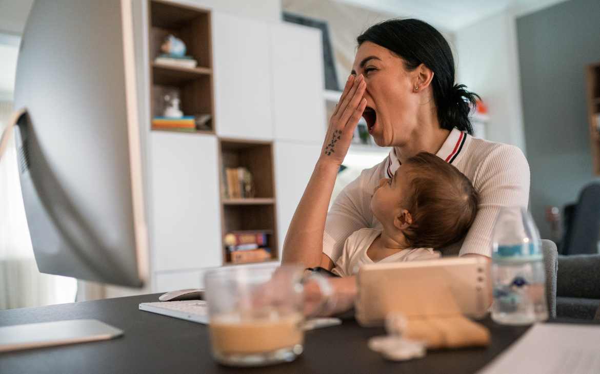 Maes cansadas a exaustao da maternidade que nao e causada pelos filhos capa