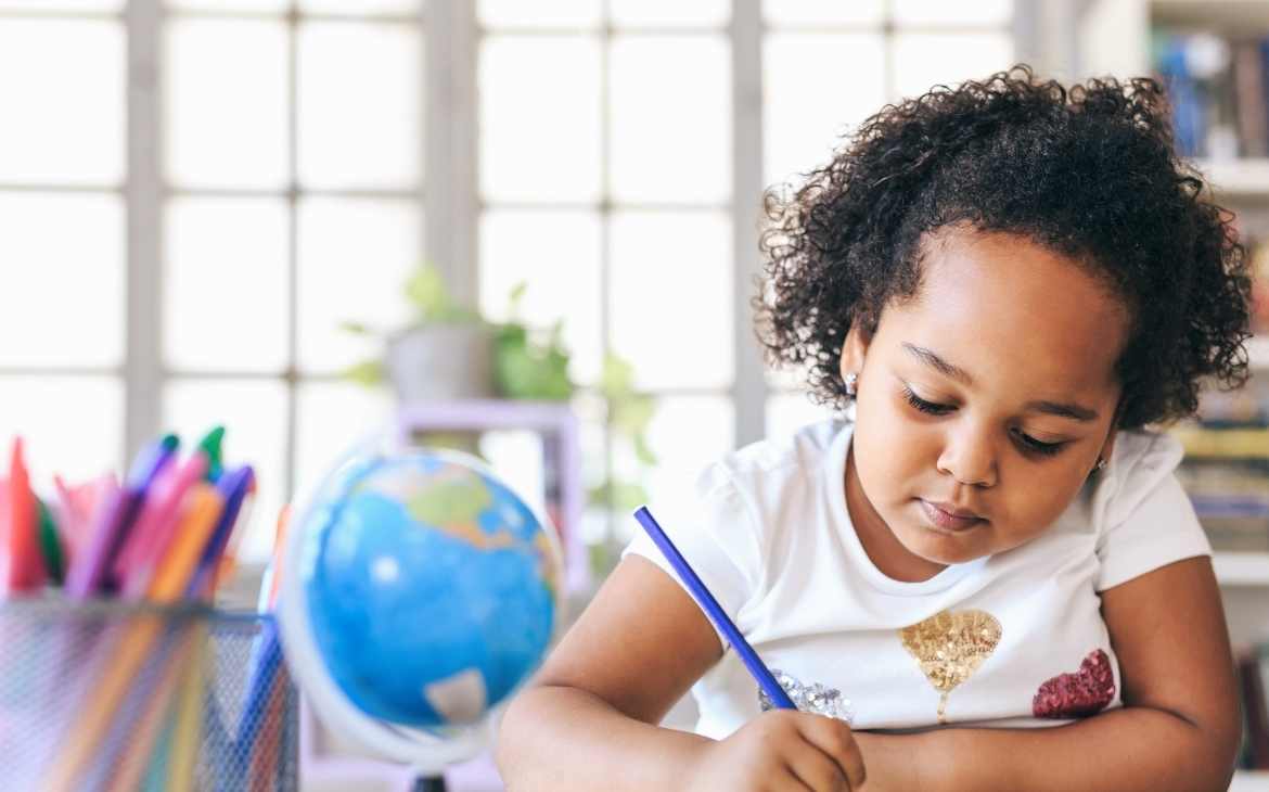 Escrever à mão é melhor para o aprendizado?