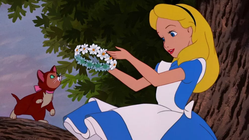 Contos infantis e suas muitas versões: Alice no País das Maravilhas