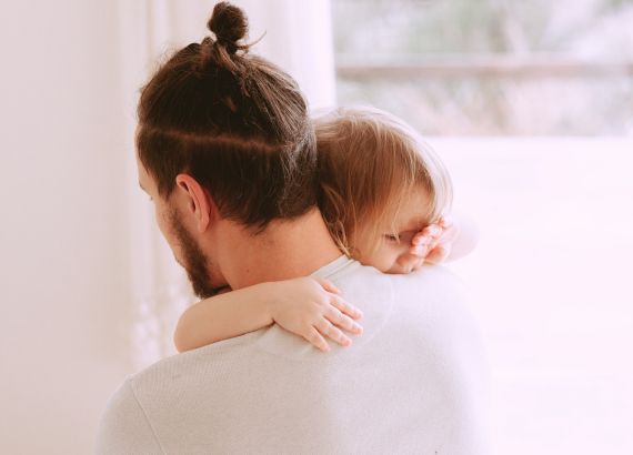 A importância de não projetar emoções: não é por que doeu em você que também vai doer nos seus filhos 1 A importância de não projetar emoções nas crianças