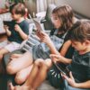 Socialização infantil nos jogos online: como orientar e proteger as crianças nesses espaços virtuais