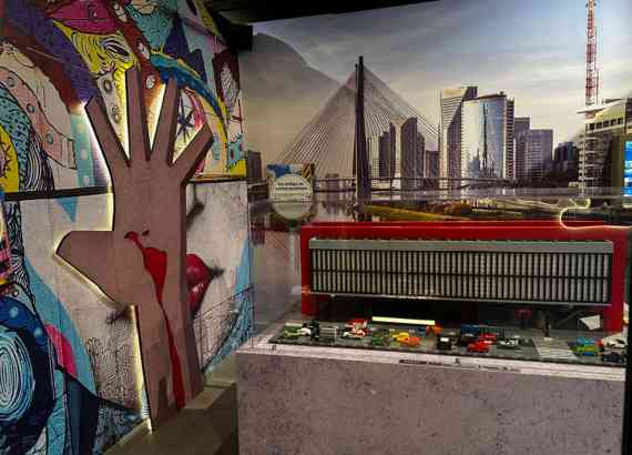 Museu é lugar de criança, sim! Entenda os benefícios deste passeio em família 2 Museu lugar de criança_meio. Imagem Museu da Imaginação