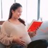 Por que ler para um bebê desde a barriga também é uma forma de cuidado na primeira infância?